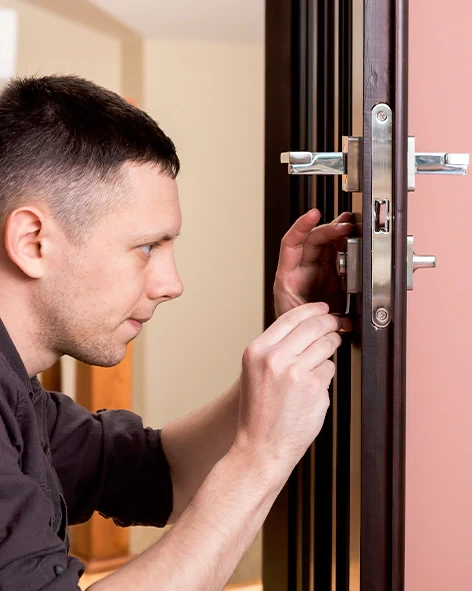 : Professional Locksmith For Commercial And Residential Locksmith Services in Deltona, FL