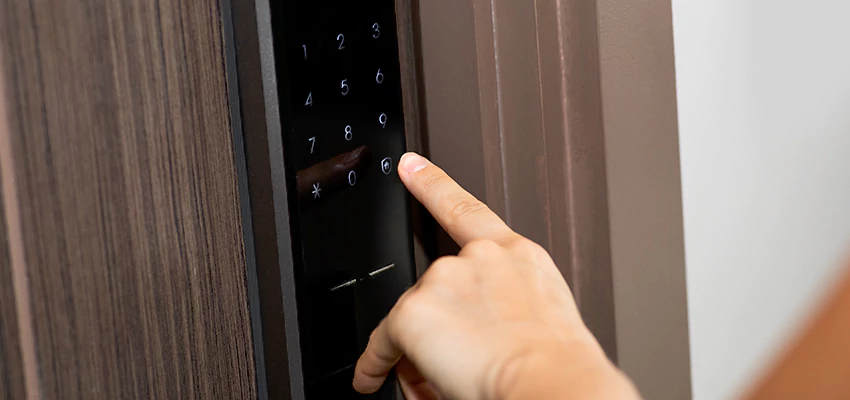 Smart Electric Locks Replacement Services in Deltona, FL