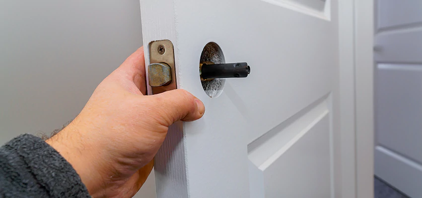 Nighttime Locksmith For Lock Repair in Deltona, FL